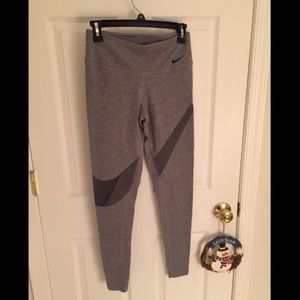Nike grey workout leggings! Size SP. NWOT
